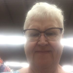 Meet your Posher, Gayle